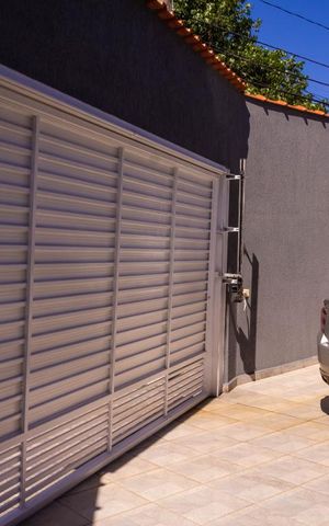 Casa à venda com 122m², 2 quartos e 3 vagas Casa à venda com 122m², 2 quartos e 3 vagasGaragem