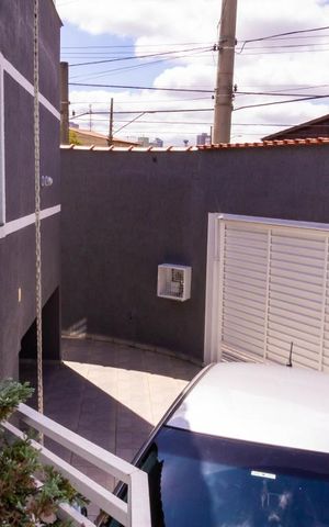 Casa à venda com 122m², 2 quartos e 3 vagas Casa à venda com 122m², 2 quartos e 3 vagasGaragem