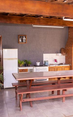 Casa à venda com 122m², 2 quartos e 3 vagas Casa à venda com 122m², 2 quartos e 3 vagasVaranda gourmet