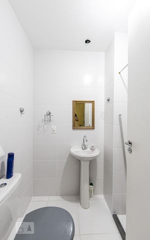 Apartamento para alugar com 41m², 1 quarto e 1 vaga Apartamento para alugar com 41m², 1 quarto e 1 vagaBanheiro