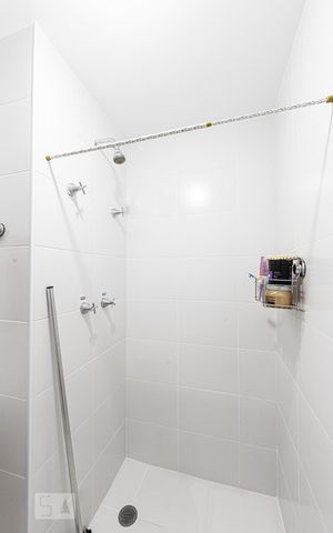 Apartamento para alugar com 41m², 1 quarto e 1 vaga Apartamento para alugar com 41m², 1 quarto e 1 vagaBanheiro