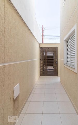 Casa de condomínio à venda com 35m², 1 quarto e sem vaga Casa de condomínio à venda com 35m², 1 quarto e sem vagaEntrada do Condomínio
