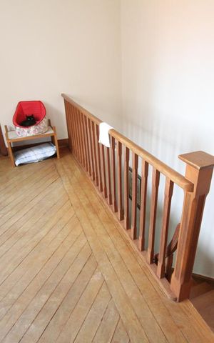 Casa à venda com 330m², 3 quartos e 8 vagasCorredor