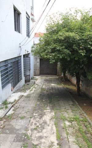 Casa à venda com 330m², 3 quartos e 8 vagasGaragem