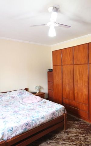Casa à venda com 330m², 3 quartos e 8 vagasQuarto 1