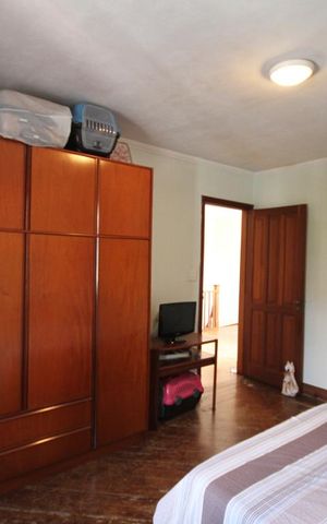 Casa à venda com 330m², 3 quartos e 8 vagasQuarto 2