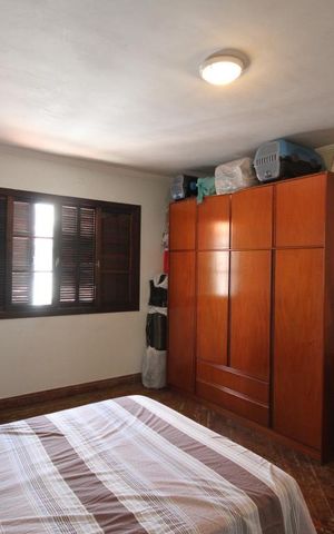 Casa à venda com 330m², 3 quartos e 8 vagasQuarto 2