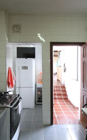 Casa à venda com 330m², 3 quartos e 8 vagasCozinha