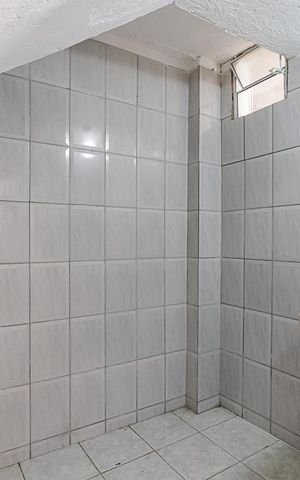 Casa para alugar com 40m², 1 quarto e sem vagaÁrea de Serviço
