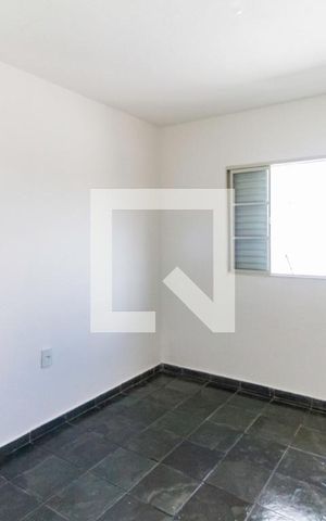 Casa para alugar com 40m², 1 quarto e sem vaga Casa para alugar com 40m², 1 quarto e sem vagaQuarto