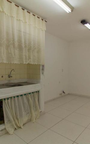 Studio à venda com 27m², 1 quarto e sem vaga Studio à venda com 27m², 1 quarto e sem vagaKitnet