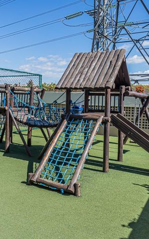Apartamento à venda com 64m², 2 quartos e 1 vaga Apartamento à venda com 64m², 2 quartos e 1 vagaÁrea Comum - Playground