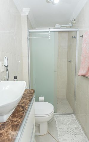 Apartamento à venda com 64m², 2 quartos e 1 vaga Apartamento à venda com 64m², 2 quartos e 1 vagaBanheiro