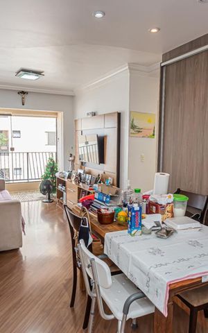 Apartamento à venda com 64m², 2 quartos e 1 vaga Apartamento à venda com 64m², 2 quartos e 1 vagaSala