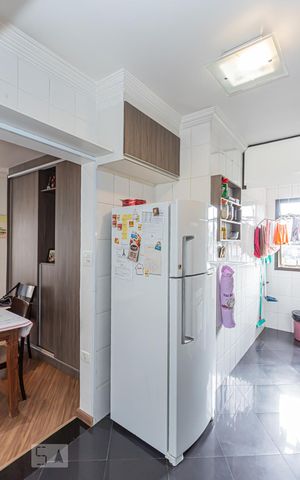 Apartamento à venda com 64m², 2 quartos e 1 vaga Apartamento à venda com 64m², 2 quartos e 1 vagaCozinha