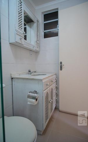 Apartamento para alugar com 55m², 2 quartos e 1 vagaBanheiro