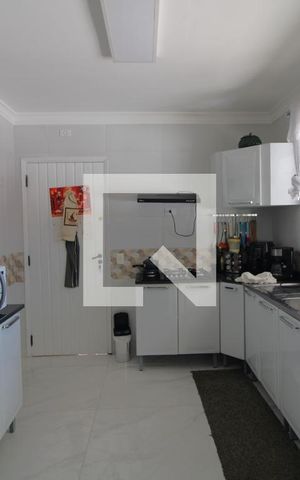 Casa para alugar com 300m², 3 quartos e 4 vagasCozinha