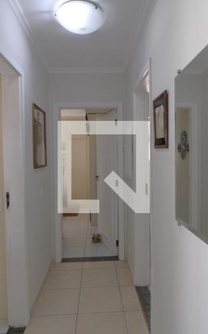 Casa para alugar com 300m², 3 quartos e 4 vagasCorredor