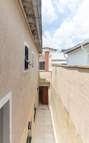 Casa à venda com 300m², 3 quartos e 2 vagasVista da Suíte 2