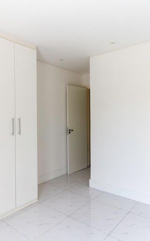 Casa à venda com 300m², 3 quartos e 2 vagasSuíte 1