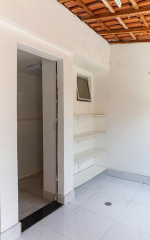 Casa à venda com 300m², 3 quartos e 2 vagasÁrea de Serviço