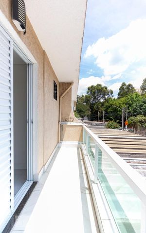 Casa à venda com 300m², 3 quartos e 2 vagasVaranda da Suíte 1