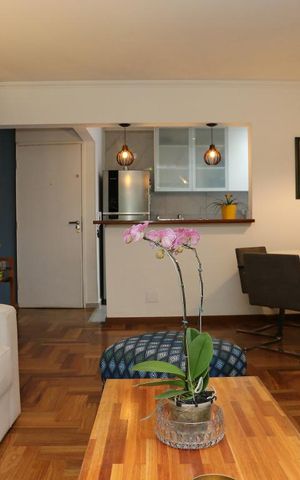 Apartamento à venda com 68m², 2 quartos e 2 vagasSala