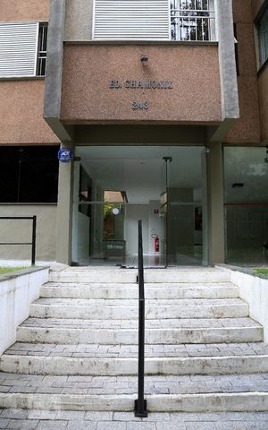Apartamento à venda com 68m², 2 quartos e 2 vagasEntrada