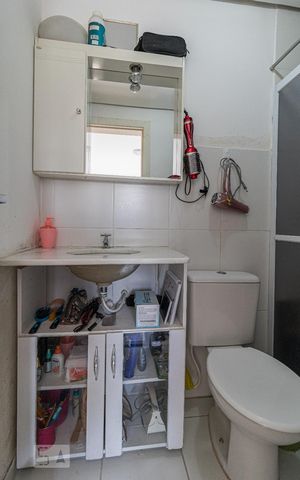 Apartamento à venda com 105m², 2 quartos e 1 vaga Apartamento à venda com 105m², 2 quartos e 1 vagaBanheiro da Suíte
