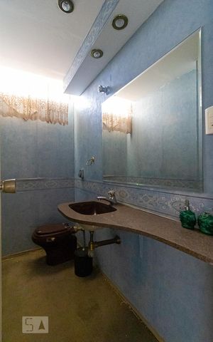 Apartamento para alugar com 200m², 4 quartos e 2 vagas Apartamento para alugar com 200m², 4 quartos e 2 vagasLavabo