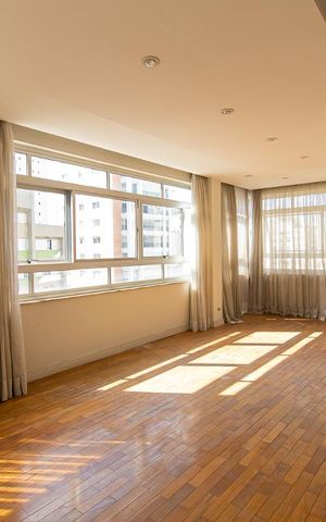 Apartamento para alugar com 200m², 4 quartos e 2 vagas Apartamento para alugar com 200m², 4 quartos e 2 vagasSala