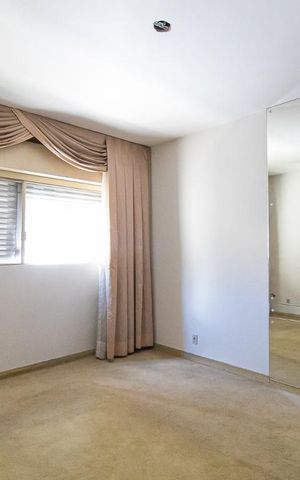 Apartamento para alugar com 200m², 4 quartos e 2 vagas Apartamento para alugar com 200m², 4 quartos e 2 vagasSuíte