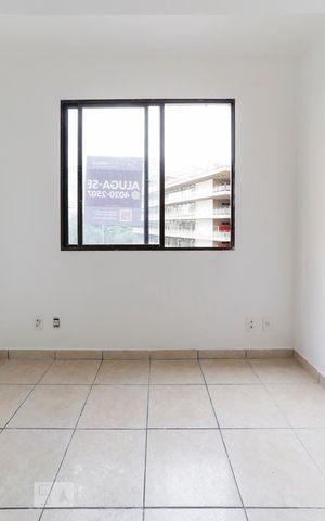 Apartamento à venda com 44m², 1 quarto e sem vagaSala
