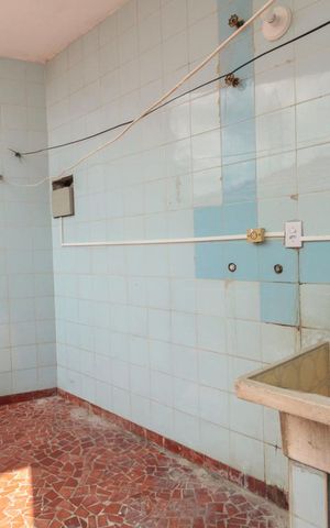 Casa à venda com 203m², 3 quartos e 3 vagas Casa à venda com 203m², 3 quartos e 3 vagasÁrea de serviço