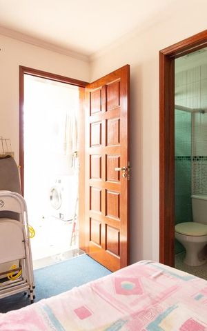 Casa à venda com 280m², 3 quartos e 2 vagas Casa à venda com 280m², 3 quartos e 2 vagasQuarto de Serviço