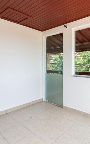 Casa à venda com 280m², 3 quartos e 2 vagas Casa à venda com 280m², 3 quartos e 2 vagasVaranda da Suíte