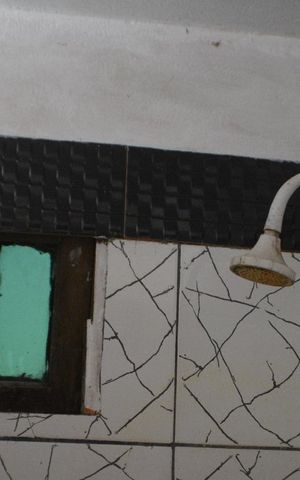 Casa para alugar com 102m², 3 quartos e sem vagaQuarto 1 com varanda e banheiro