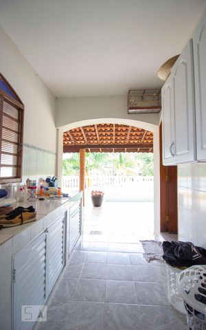 Casa à venda com 400m², 3 quartos e 2 vagasÁrea de Serviço