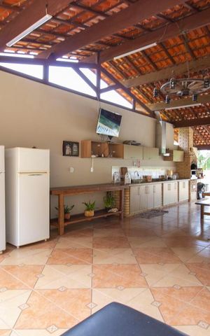 Casa à venda com 400m², 3 quartos e 2 vagasChurrasqueira