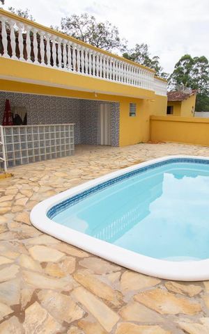 Casa à venda com 400m², 3 quartos e 2 vagasPiscina