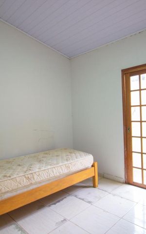 Casa à venda com 400m², 3 quartos e 2 vagasQuarto de Serviço 1