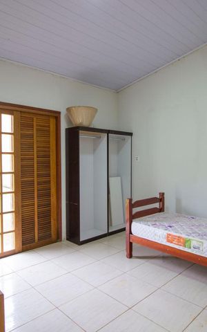 Casa à venda com 400m², 3 quartos e 2 vagasQuarto de Serviço 1
