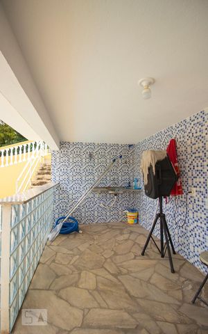 Casa à venda com 400m², 3 quartos e 2 vagasPiscina
