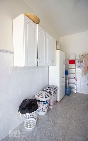 Casa à venda com 400m², 3 quartos e 2 vagasÁrea de Serviço
