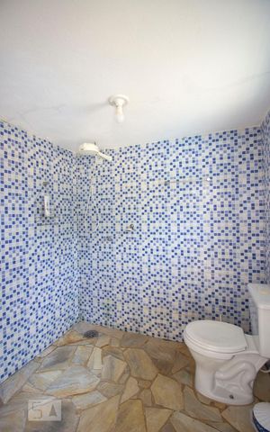 Casa à venda com 400m², 3 quartos e 2 vagasBanheiro de Serviço 2