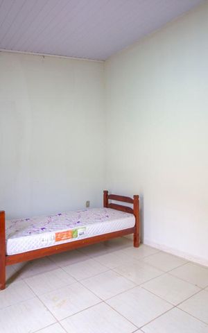 Casa à venda com 400m², 3 quartos e 2 vagasQuarto de Serviço 1