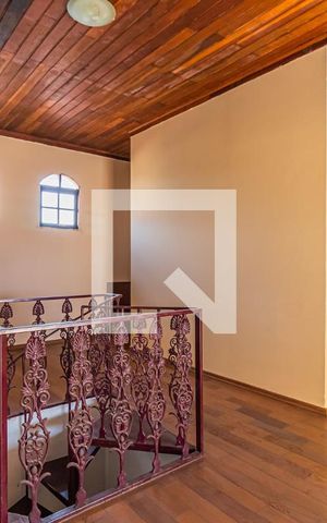 Casa à venda com 356m², 4 quartos e 10 vagasQuarto 3