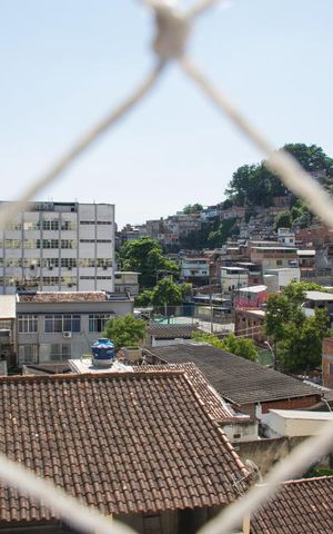 Apartamento à venda com 60m², 2 quartos e 1 vagaSala - Janela