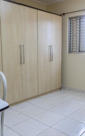 Casa à venda com 223m², 3 quartos e 4 vagas Casa à venda com 223m², 3 quartos e 4 vagasQuarto de serviço 2