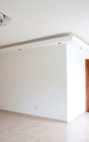 Apartamento para alugar com 256m², 4 quartos e 2 vagasDetalhe Sala